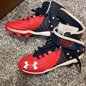 Softball cleats